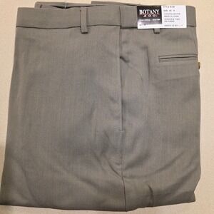 Dress Pants Men 50"x28" Short Grey Flat Front Polyester Trousers Botany 500, NWT